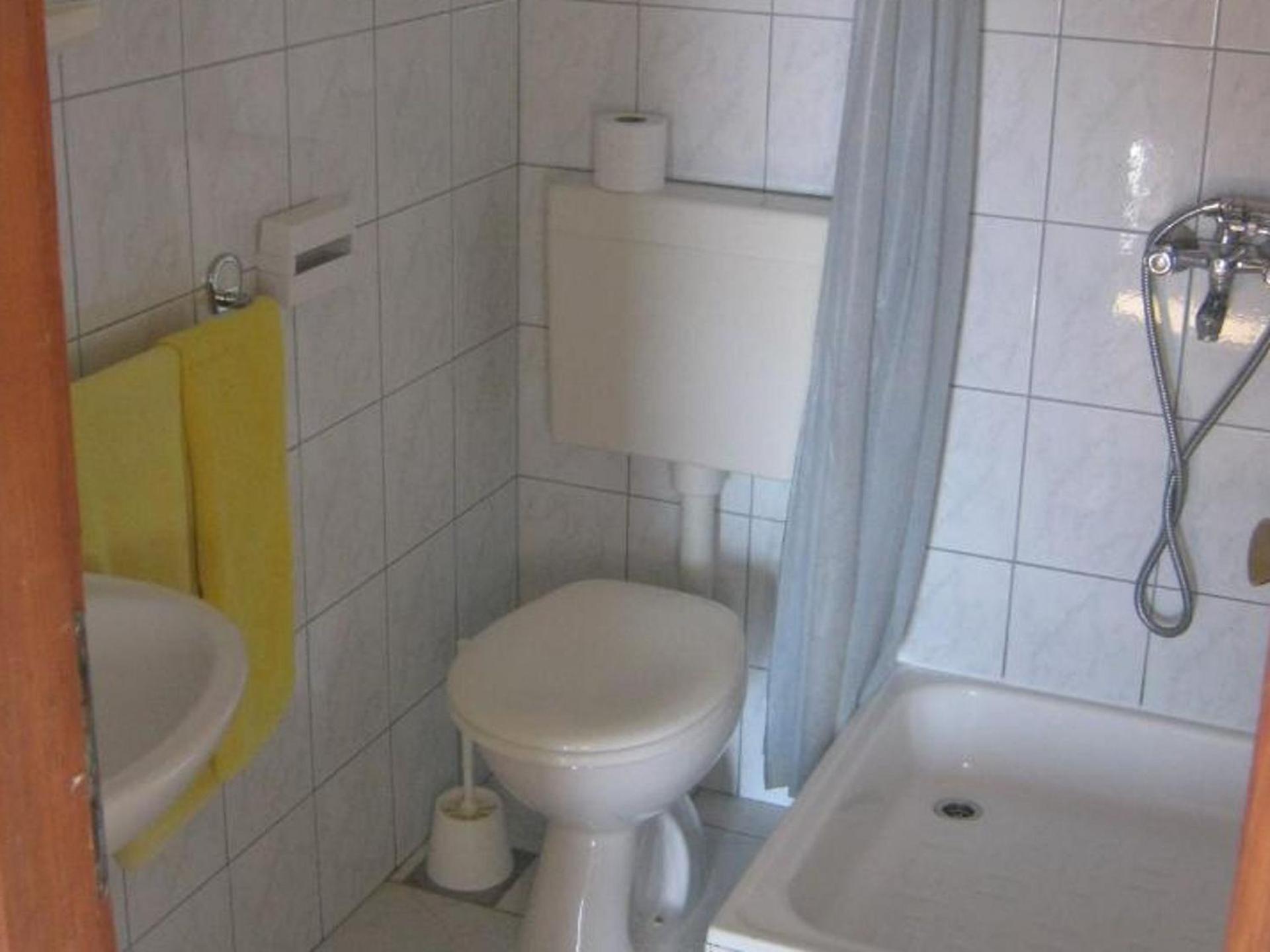 Apartments Nik - 50 M From The Sea Gradac  Exterior photo